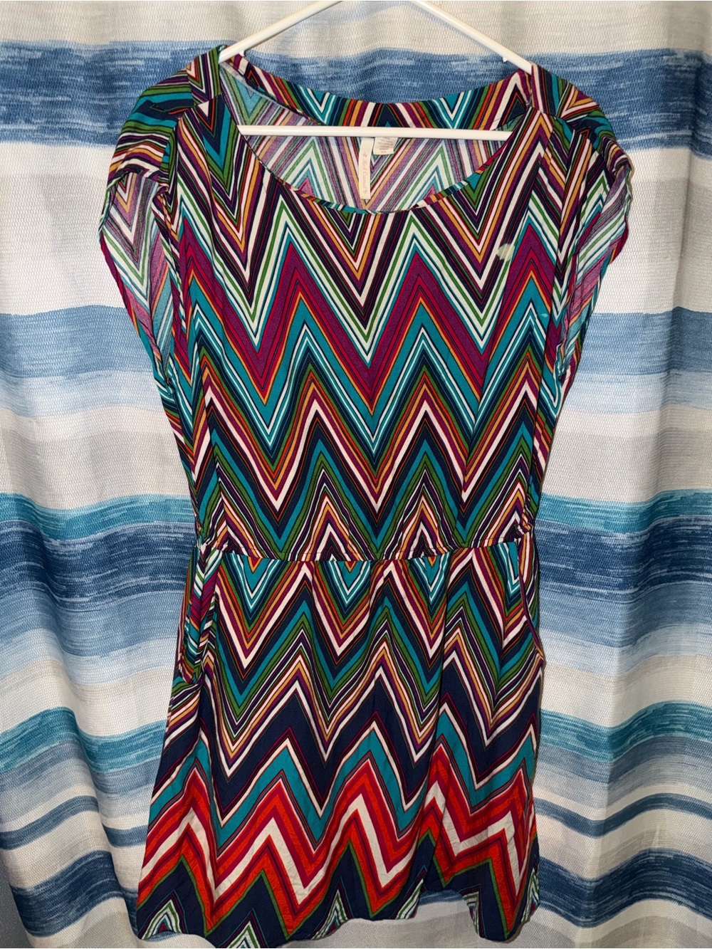 Women’s Chevron Print dress with pockets in Multicolor